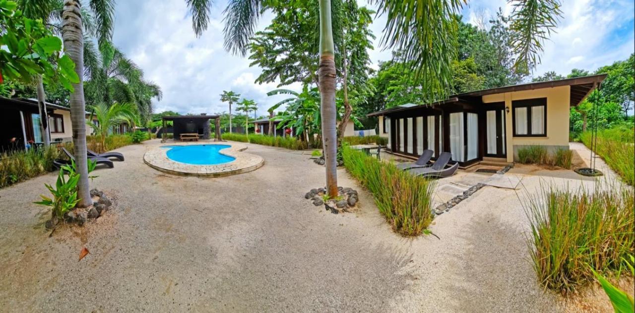 Beach Walk Costa Rica Playa Avellana Exterior photo